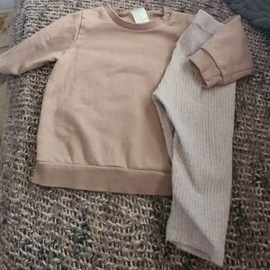 H&M Sz 9 Month Kids Tan Sweatshirt and Pants Set